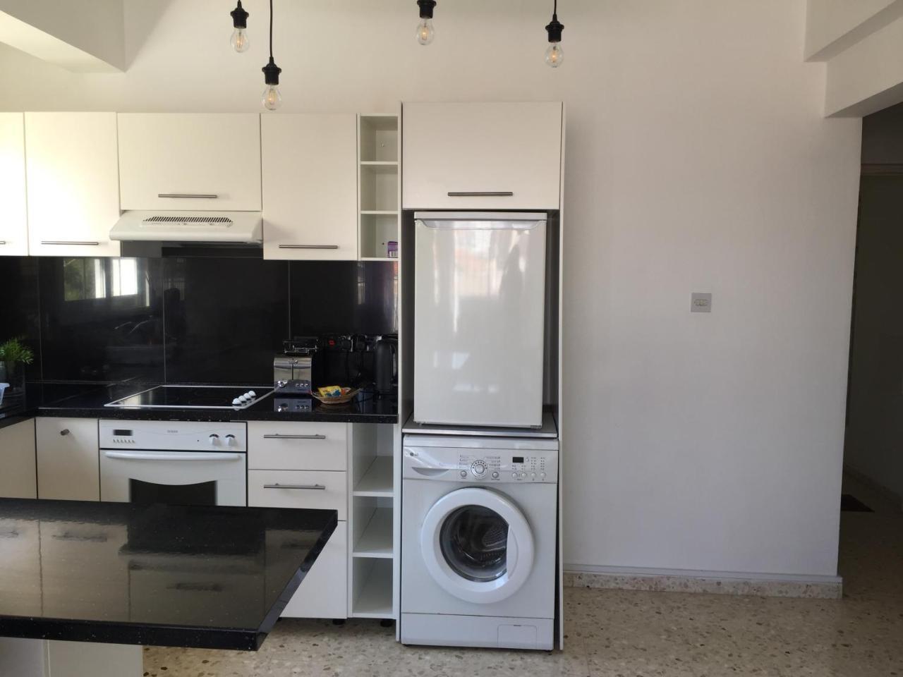 Vangelios Apartments بافوس المظهر الخارجي الصورة